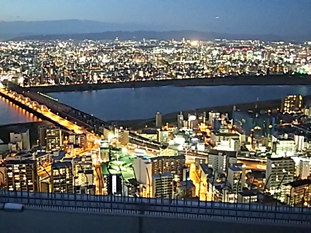 20150323_梅田スカイビル スカイウォーク夜景　北方面